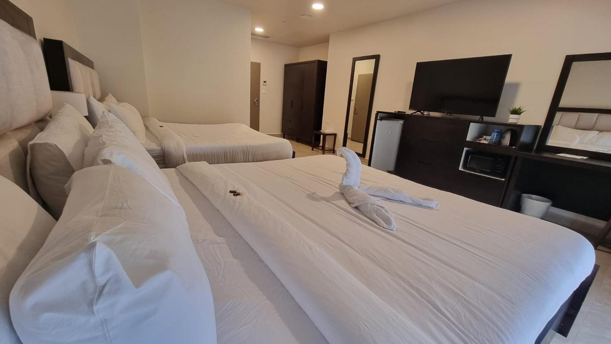 Mizirawi Historic Hotel Ramallah Ngoại thất bức ảnh